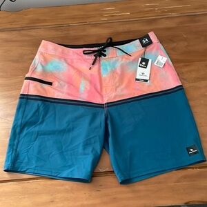 Rip Curl NWT Mirage Board Shorts Size 34